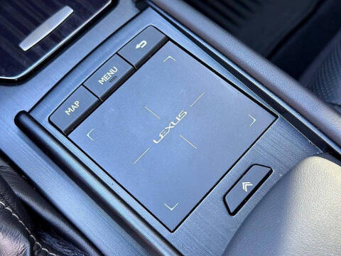 2021 Lexus ES 300h Ultra Luxury