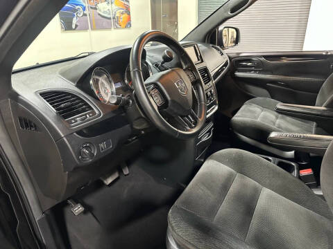 2017 Dodge Grand Caravan