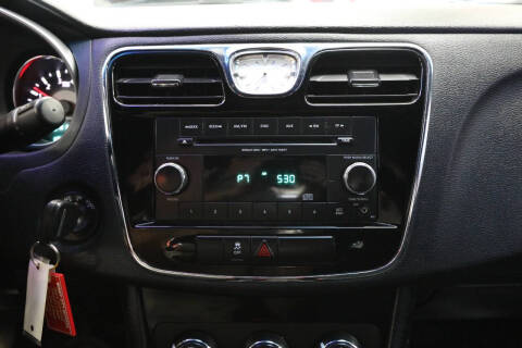 2012 Chrysler 200 LX