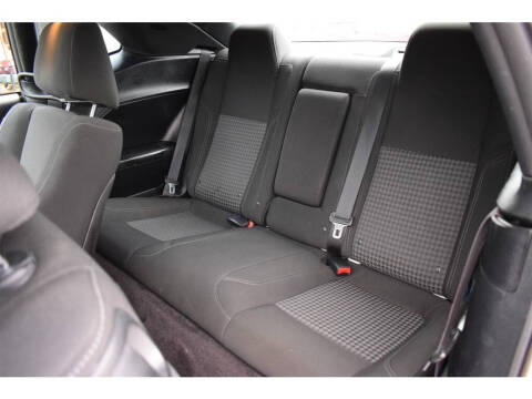 2016 Dodge Challenger R/T Plus