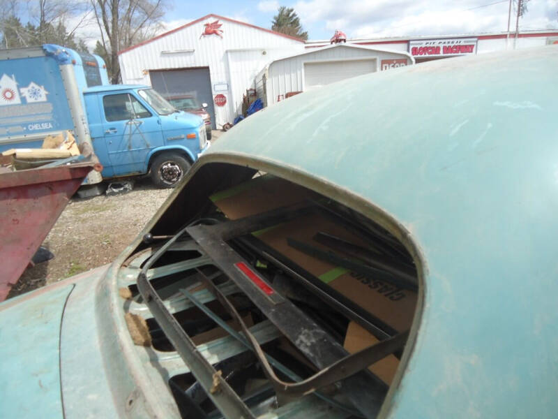 1951 Ford Super Deluxe
