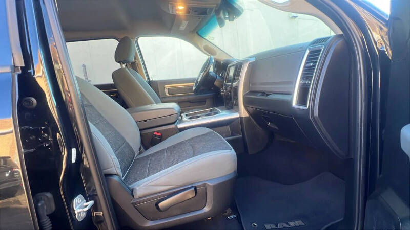 2020 RAM 1500 Classic SLT