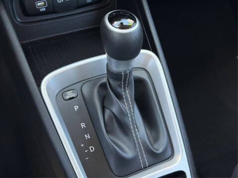 2024 Hyundai Venue SE