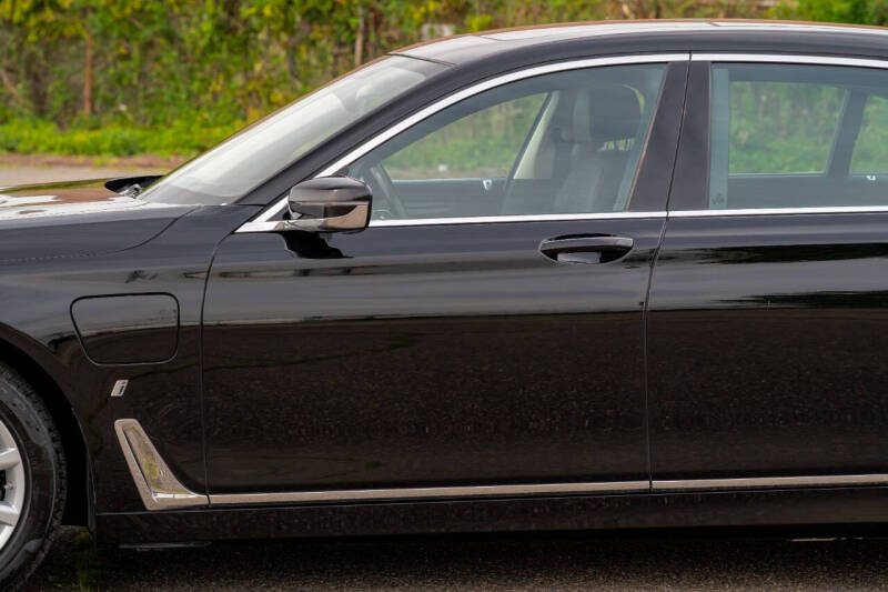 2018 BMW 7 Series 740e xDrive iPerformance