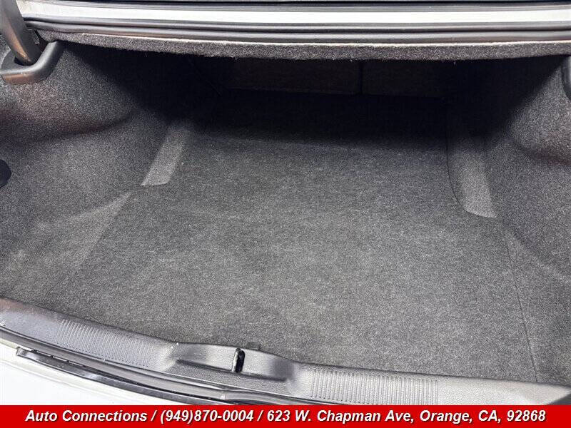 2011 Dodge Charger SE