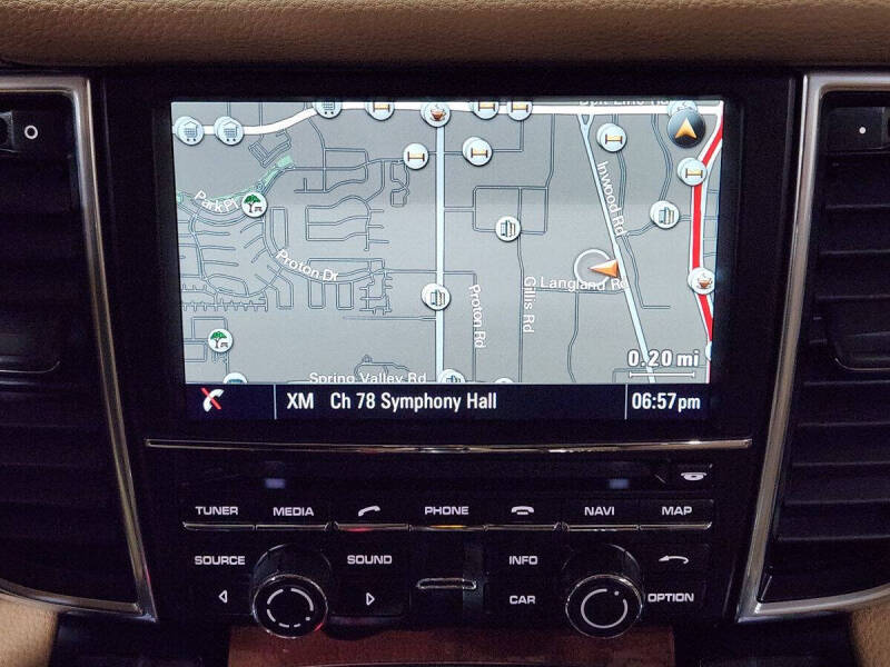 2014 Porsche Panamera 4