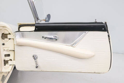 1957 Ford Thunderbird