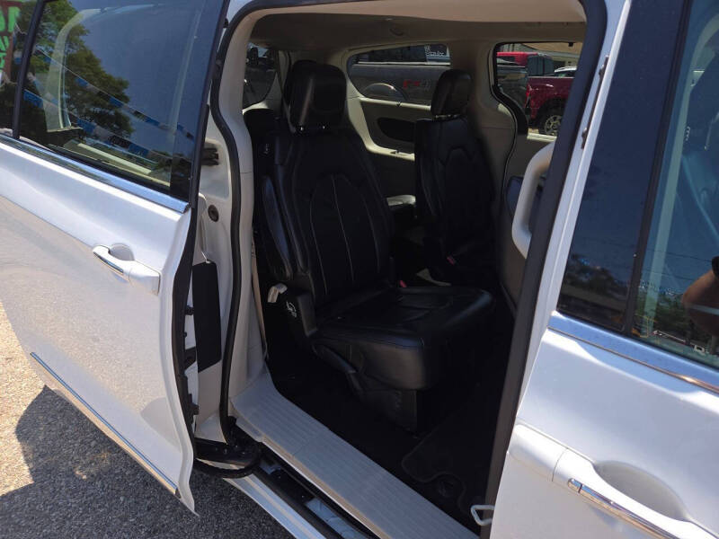 2018 Chrysler Pacifica Touring L