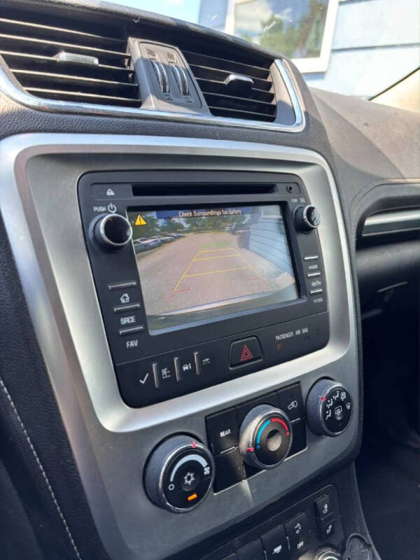2013 GMC Acadia SLE-2