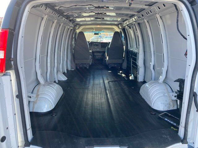 2022 Chevrolet Express 2500