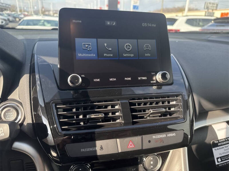 2025 Mitsubishi Eclipse Cross LE