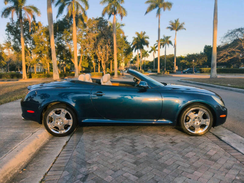 2004 Lexus SC 430