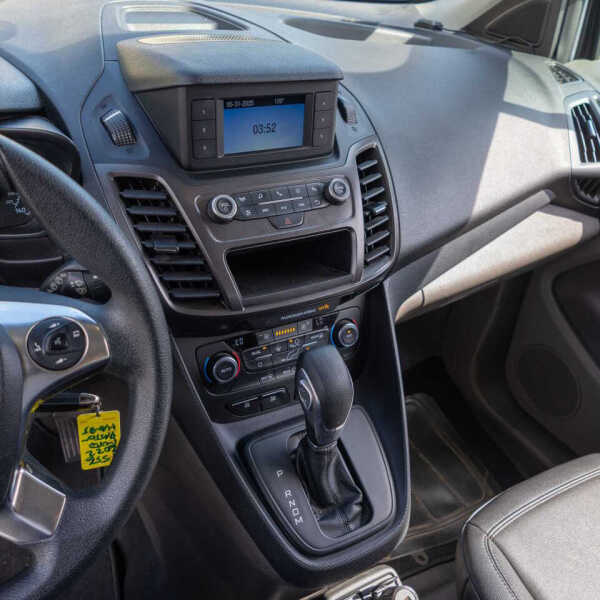 2022 Ford Transit Connect XL