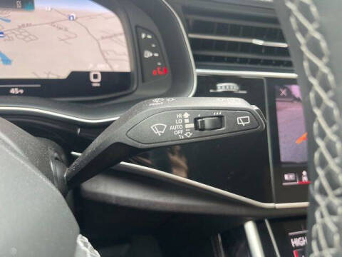 2025 Audi Q7 quattro Premium Plus 55 TFSI