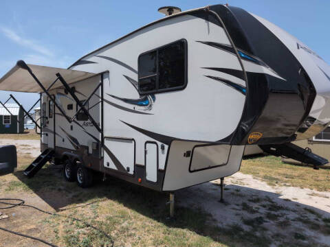 2018 Keystone RV ASTORIA 2513RLF for sale at Texas RV Trader in Cresson TX