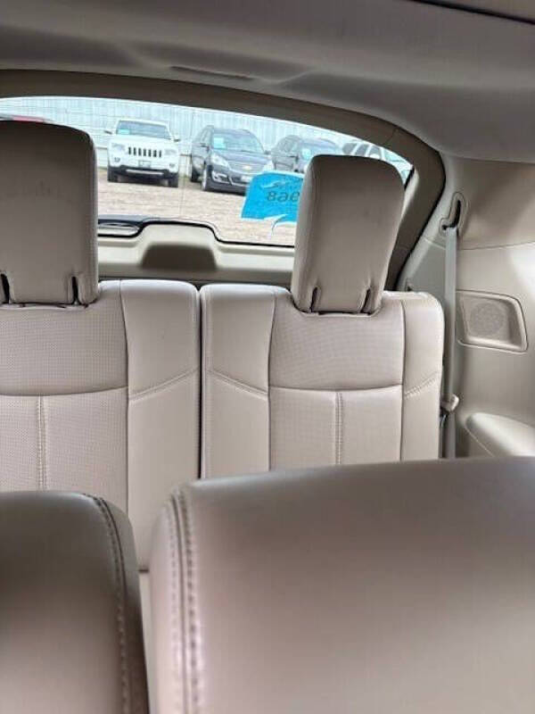 2017 Nissan Pathfinder Platinum