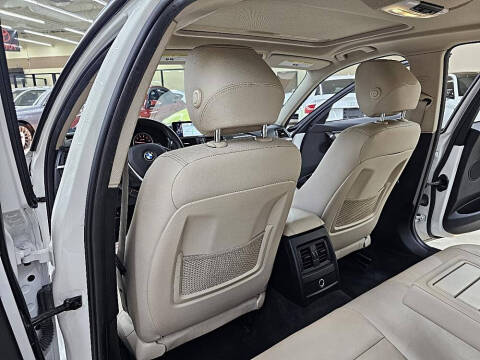 2015 BMW 3 Series 328i