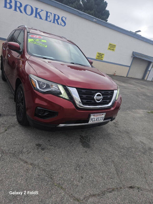 2018 Nissan Pathfinder SV