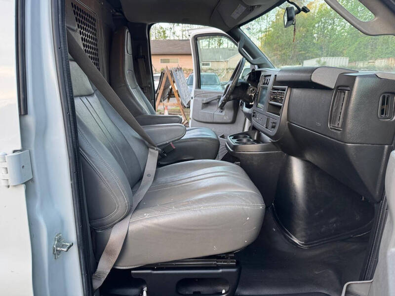 2019 Chevrolet Express 2500