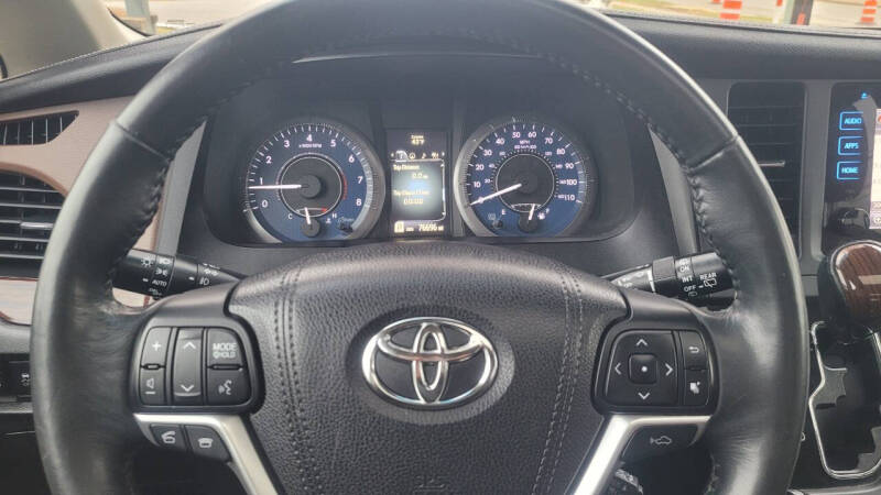 2015 Toyota Sienna Limited Premium 7-Passenger