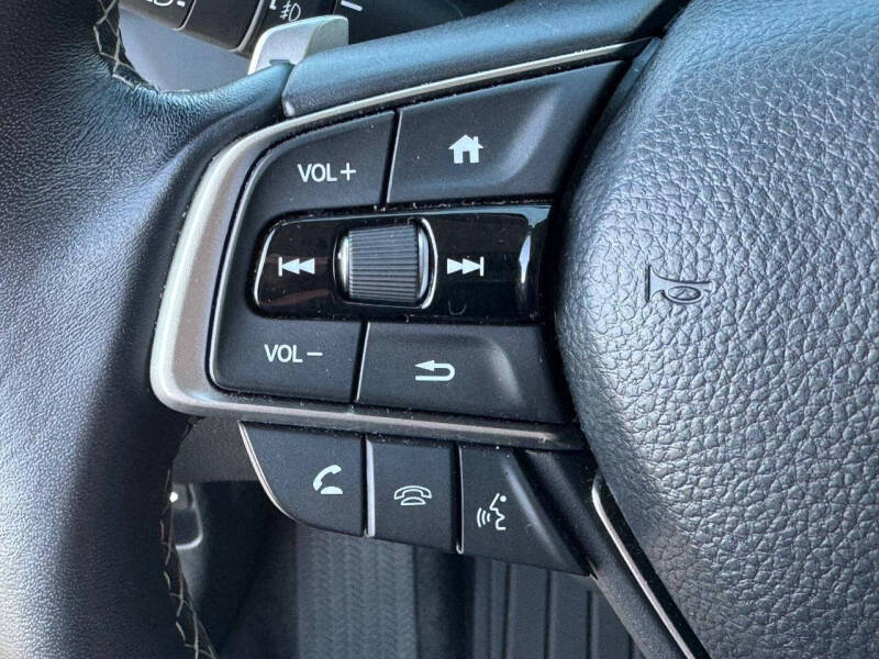 2022 Honda Insight Touring