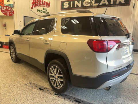 2017 GMC Acadia SLE-2