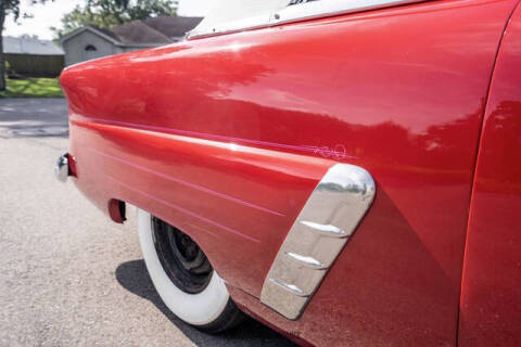 1952 Ford Crestline