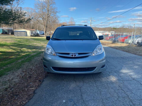 2007 Toyota Sienna for sale at Speed Auto Mall in Greensboro NC