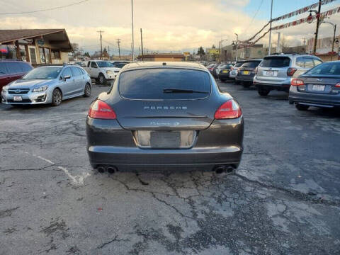 2012 Porsche Panamera 4S