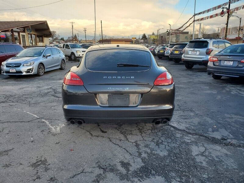 2012 Porsche Panamera 4S