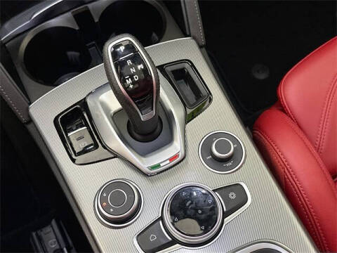 2023 Alfa Romeo Stelvio Veloce