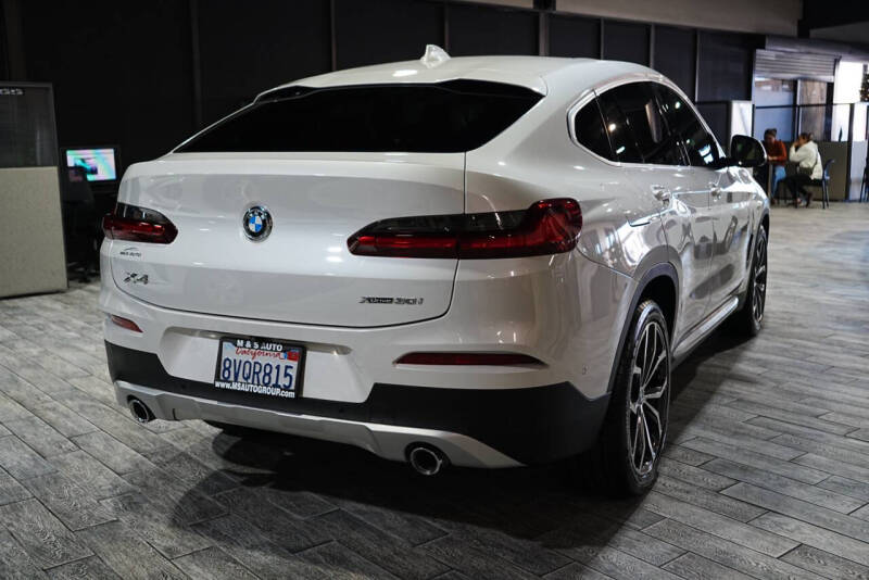 2021 BMW X4 xDrive30i