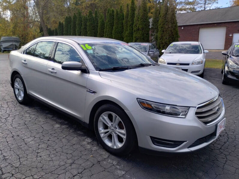 2016 Ford Taurus SEL