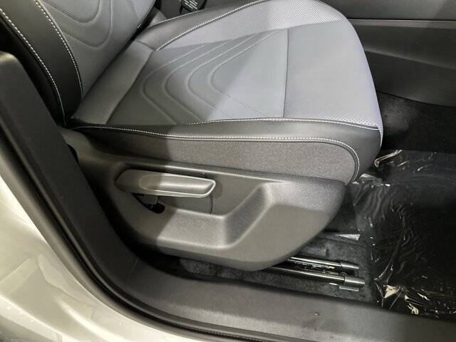 2026 Volkswagen Tiguan SE 4Motion