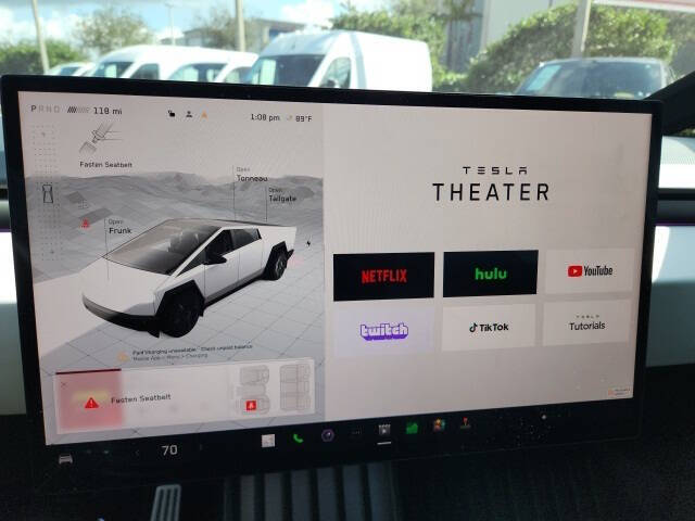 2024 Tesla Cybertruck