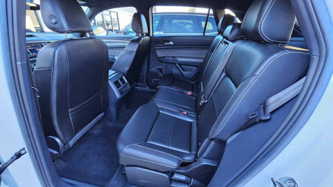 2023 Volkswagen Atlas Cross Sport SE