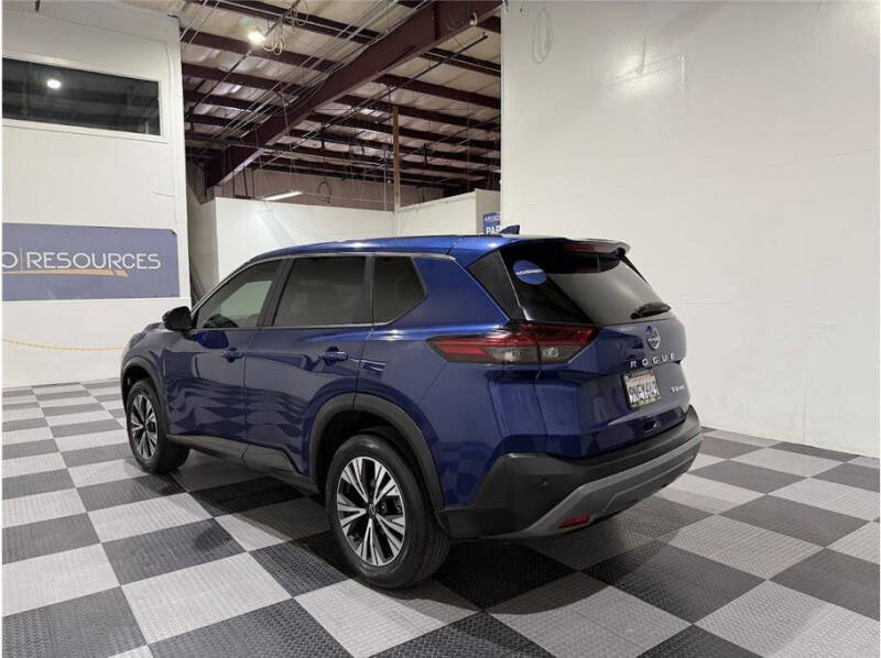 2022 Nissan Rogue SV