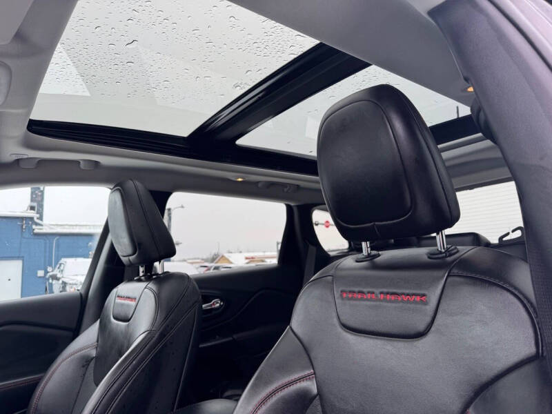 2021 Jeep Cherokee Trailhawk