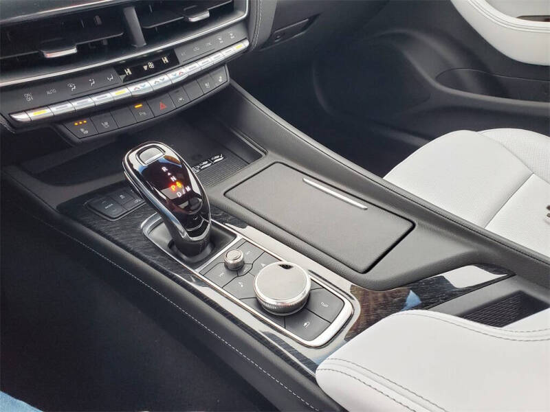 2022 Cadillac CT5 Premium Luxury