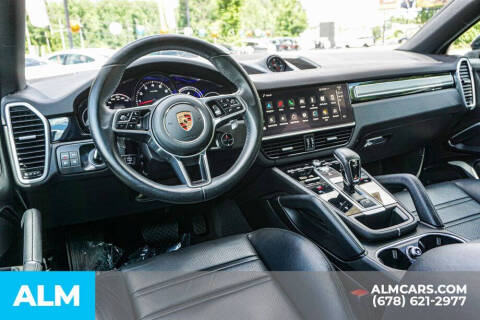 2023 Porsche Cayenne Coupe Platinum Edition