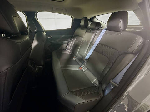 2026 Nissan LEAF Platinum+