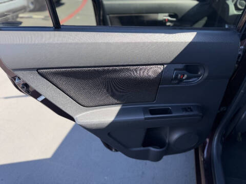 2009 Scion xB