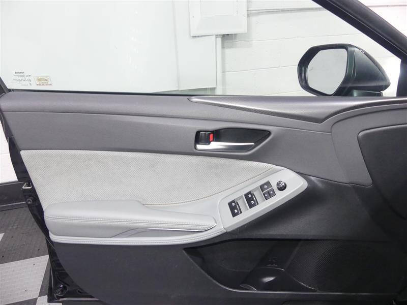 2019 Toyota Avalon Hybrid