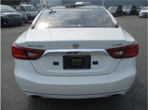 2017 Nissan Maxima Platinum