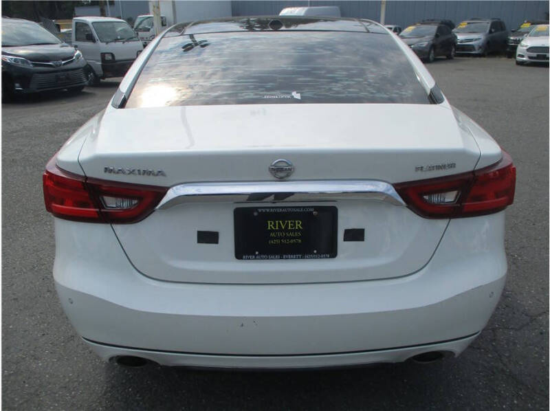 2017 Nissan Maxima Platinum