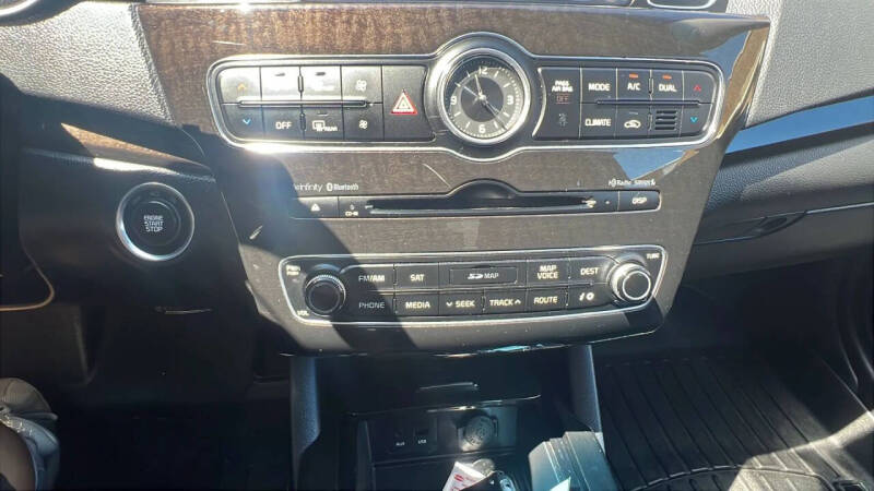 2015 Kia Cadenza Premium