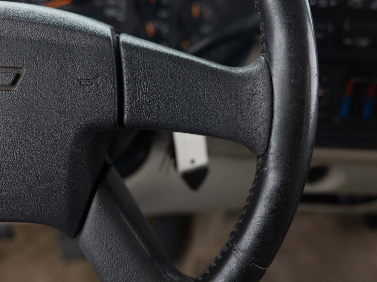 Used Car 2003 Chevrolet Tahoe  Ls 4wd 4dr Suv For Sale Under $10,000 In Coal City, Illinois