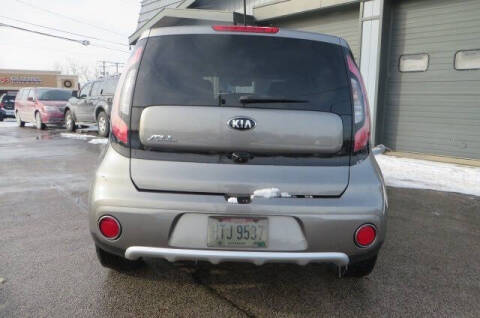 2017 Kia Soul +