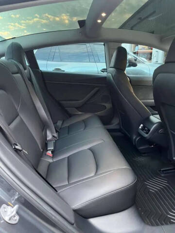 2023 Tesla Model 3 Performance