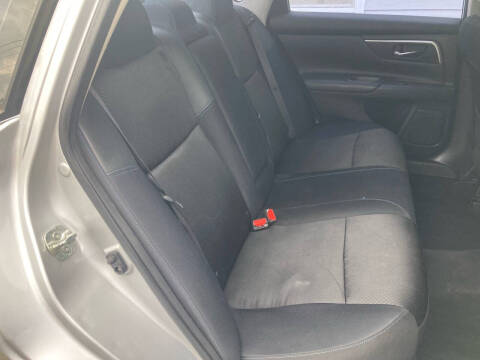 2017 Nissan Altima 2.5 SR